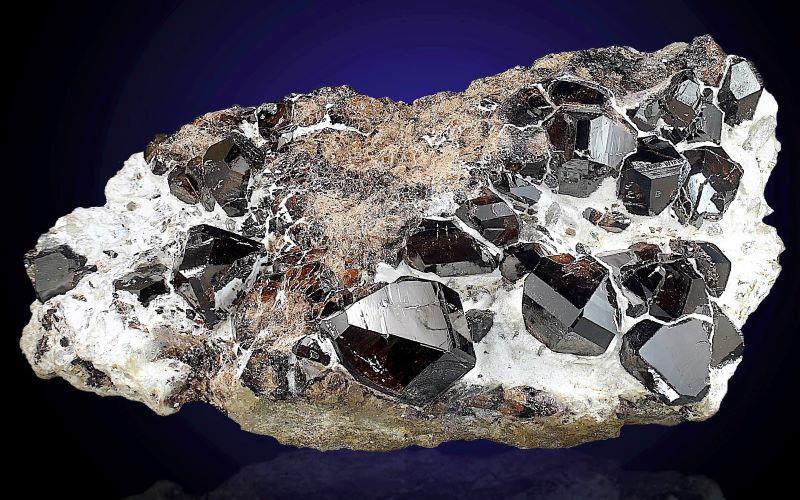 MINERALIEN KRUPKY, ZINNBERGEN UND MOLDAVIEN