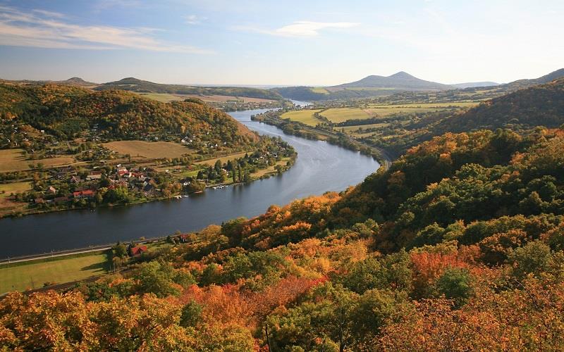 Das Böhmische Mittelgebirge in den Fotografien von Zuzana Růžičková