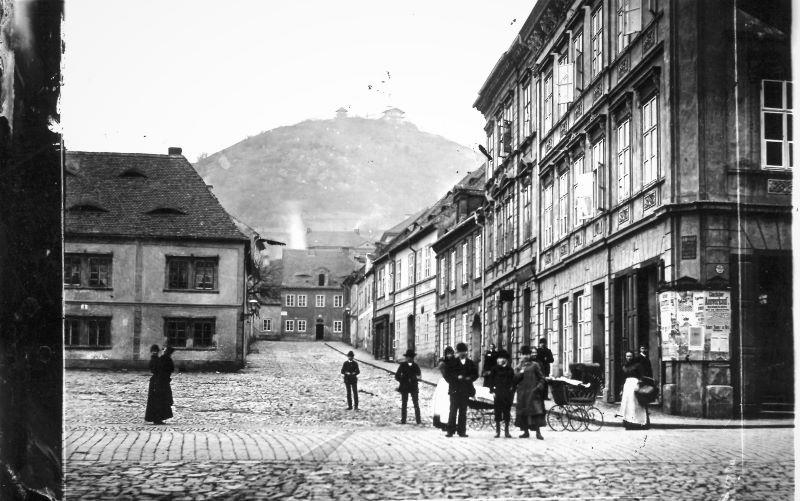 OLD BRIDGE IN PHOTOGRAPHS