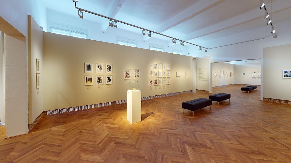 Virtual tour of the exhibition by Josef Honyse