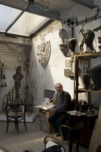 Zakotvený neklid v sochařském díle Stanislava Hanzíka